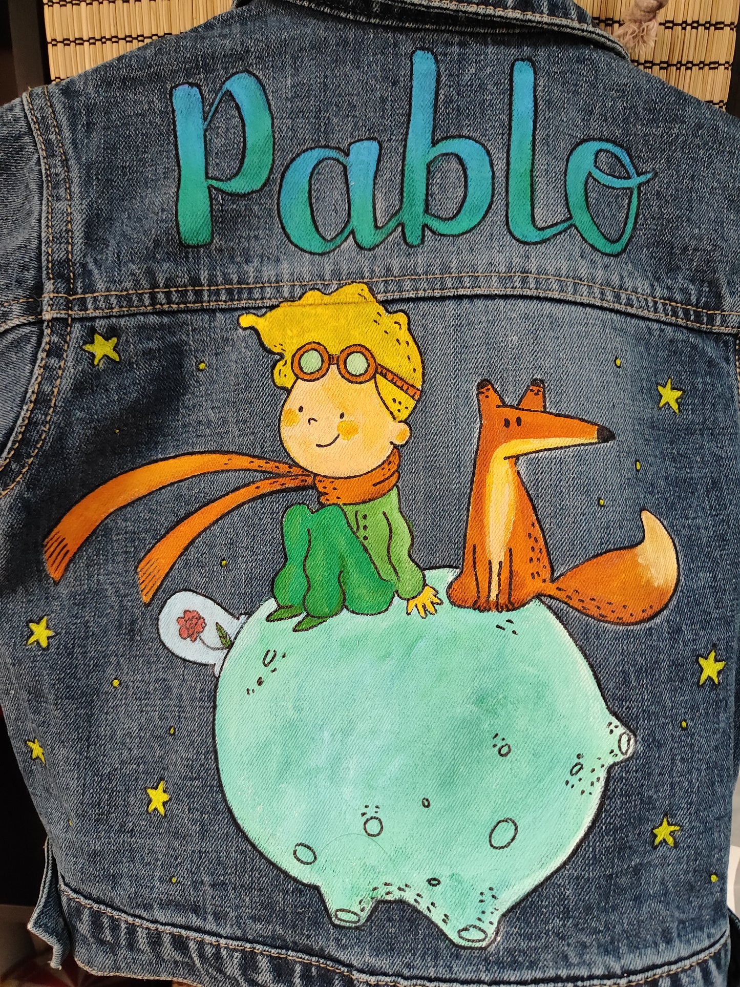 CHAQUETA INFANTIL PINTADA A MANO